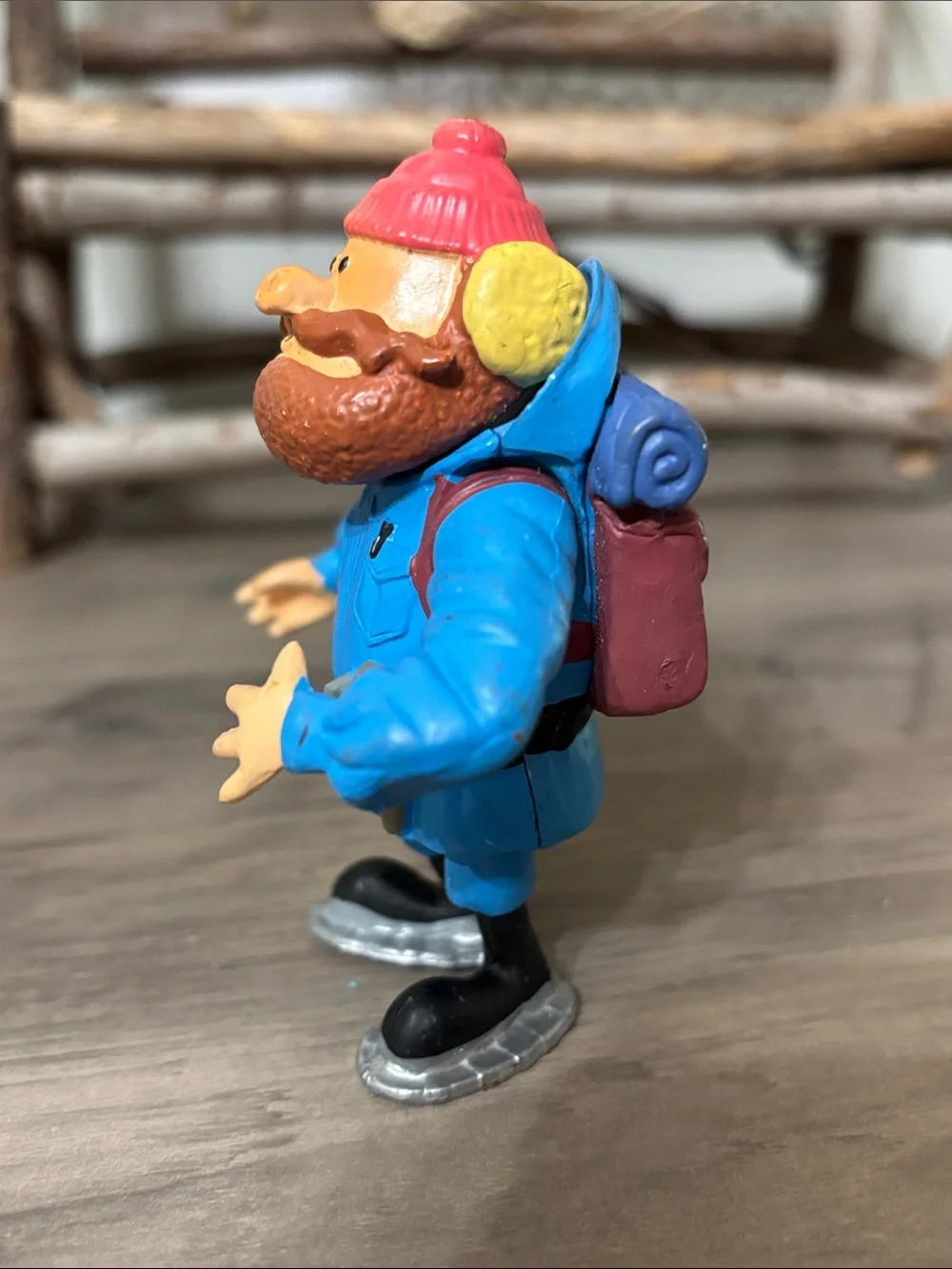 PLAYING MANTIS 2003 YUKON CORNELIUS RUDOLPH THE RED NOSED REINDEER MISFIT FIGURE